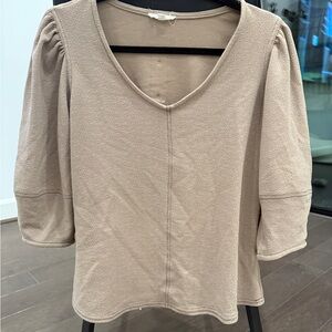 Blu Pepper Taupe Textured Blouse